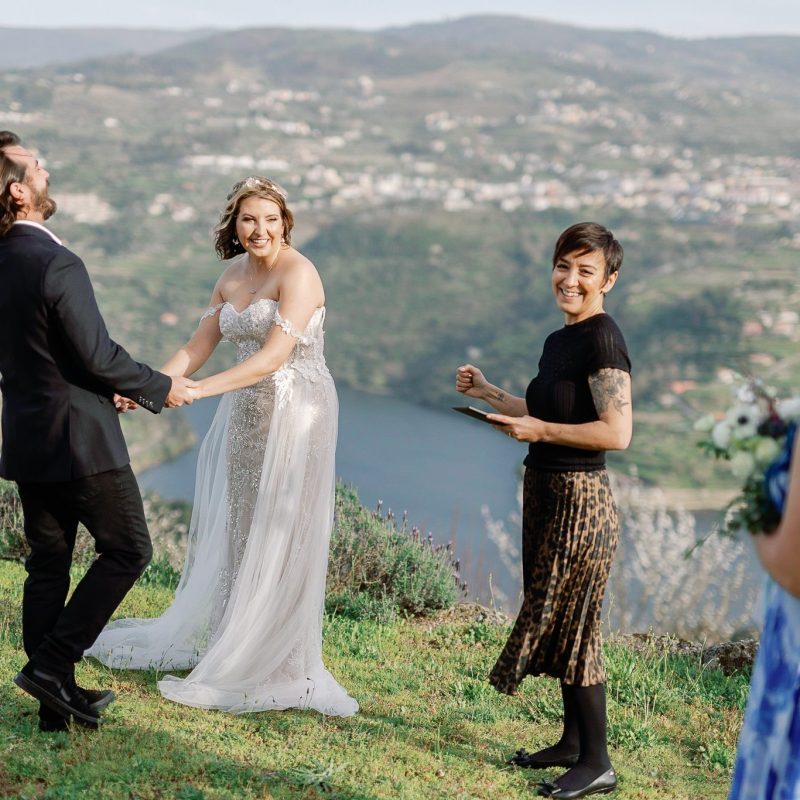 Comming from US to get married in Portugal?