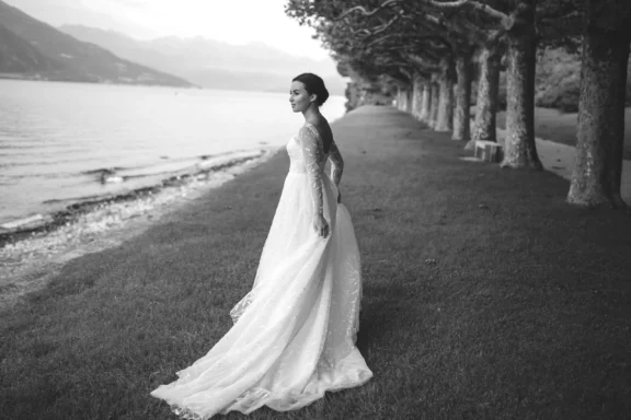 Bride in her wedding dress, an Amor Pra Sempre destination wedding in Portugal