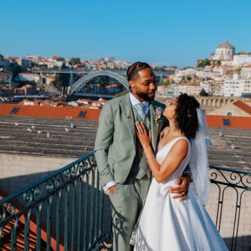 Aveiro Wedding: A Different Kind of Portuguese Celebration by the Canals